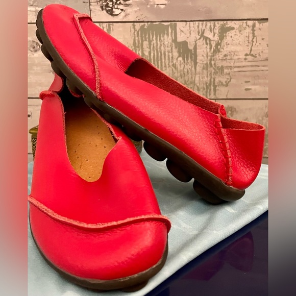 Women's Soft Red Leather Loafers
Slip-on. Comfortable Flats Shoes w/Grip Sole. - Picture 8 of 10